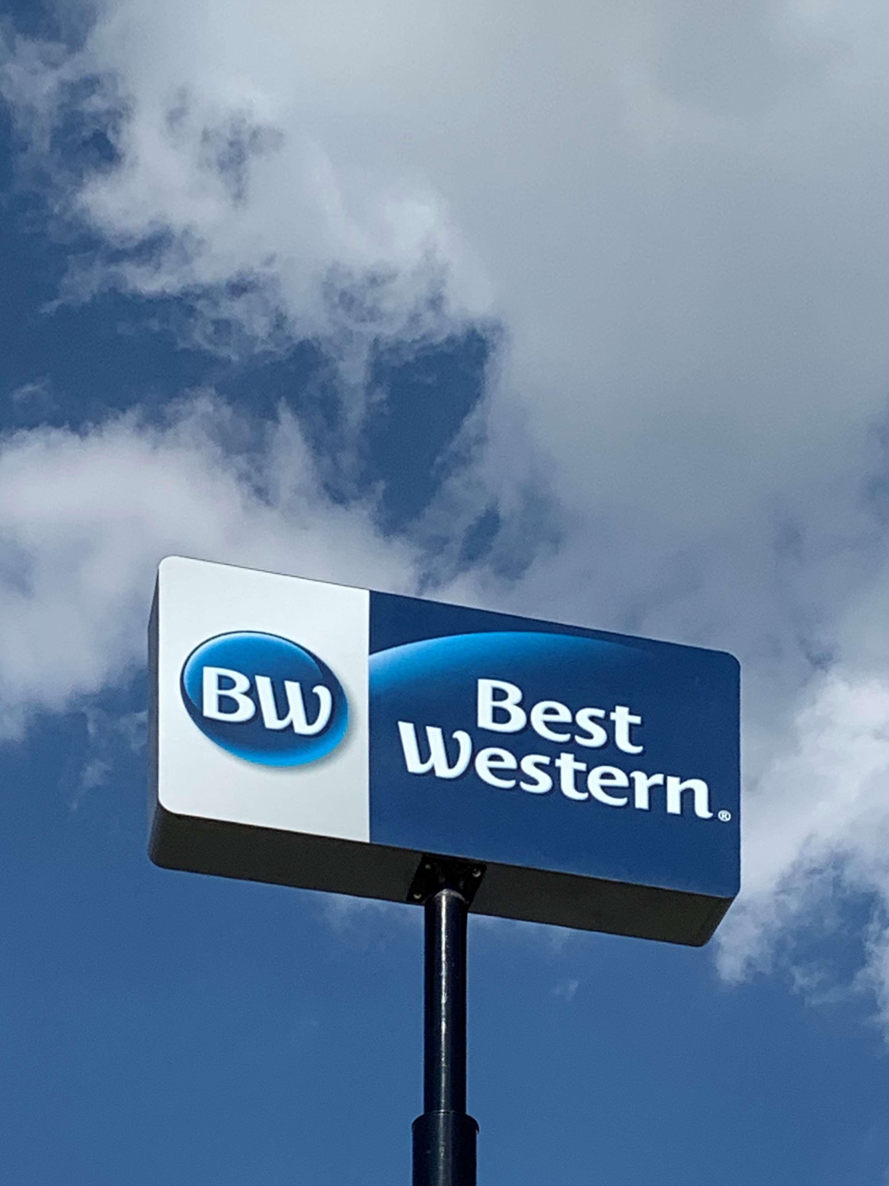 Best Western Emporia Inn Exterior foto